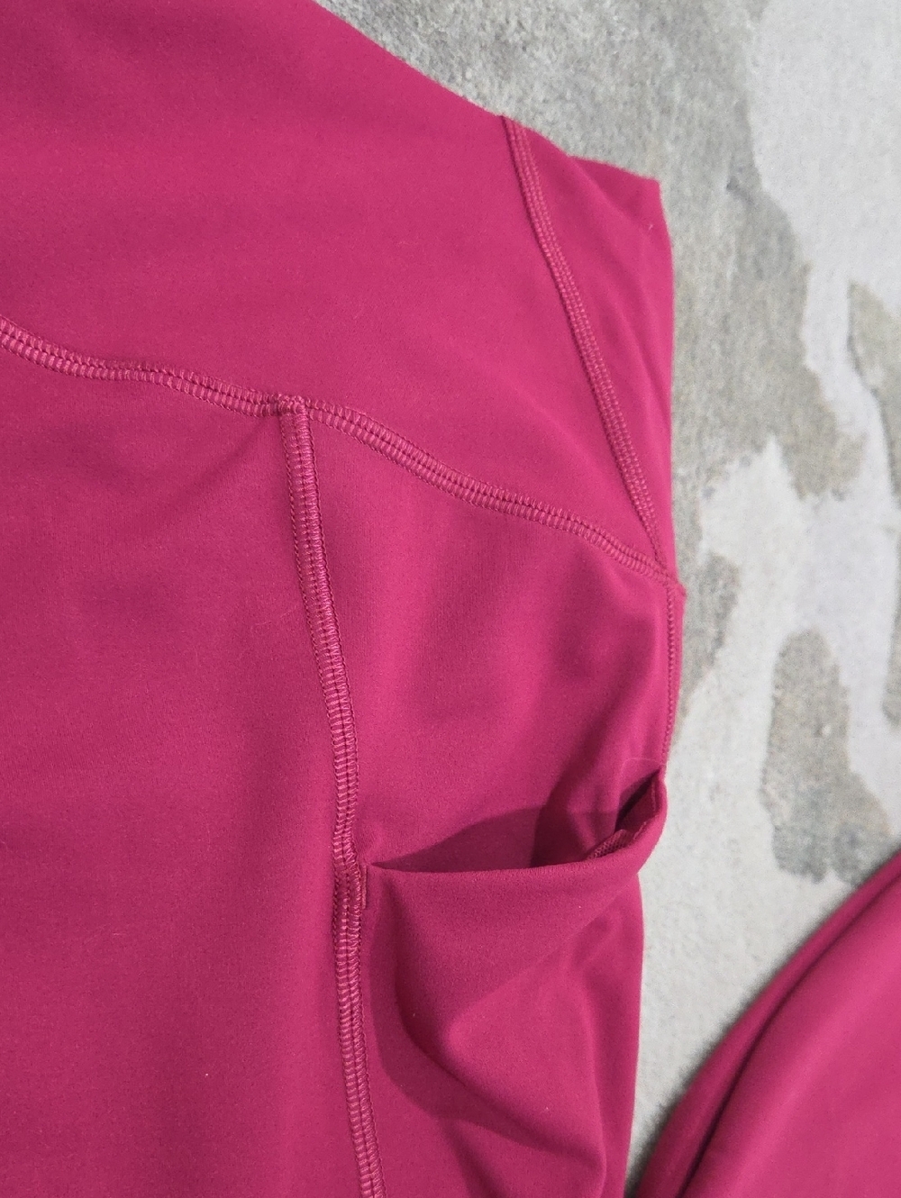 LULULEMON Magenta Hot Pink Leggings with Pockets Size 8 - Picture 9 of 10